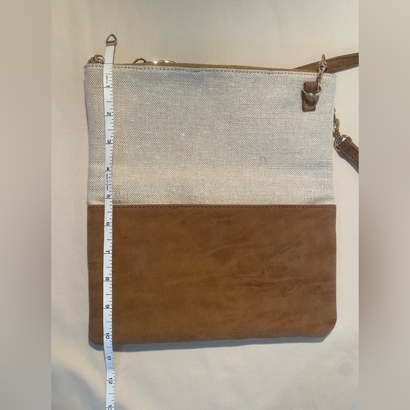 Gorgeous Deux Lux crossbody bag. EUC - Picture 11 of 12